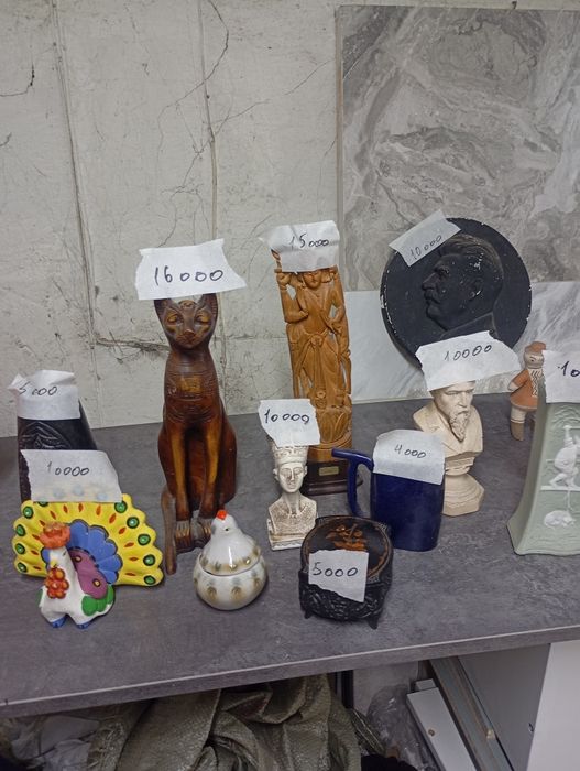 Фарфоровые статуэтки