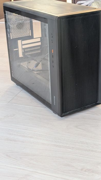Huntkey G63 mATX кейс аквариум