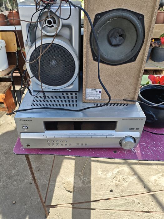 Vând amplificator pioneer si boxe