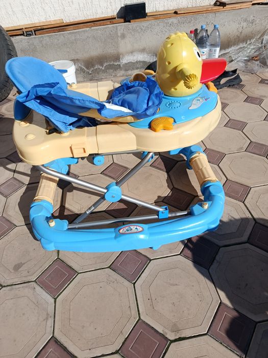 Продам ходунки детские