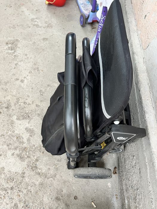 Детская коляска,прогулочная