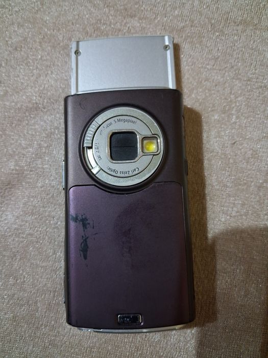 Телефон Nokia N95