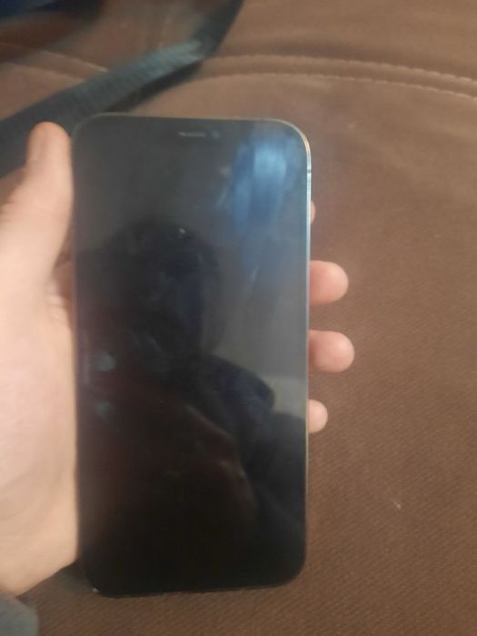 Продам айфон 12 про 128