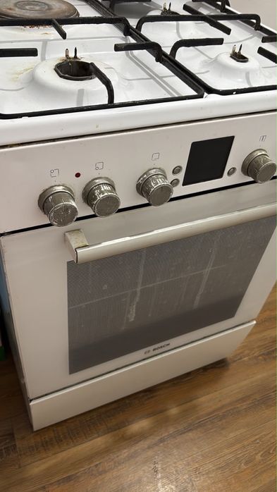 Продам газовую плиту