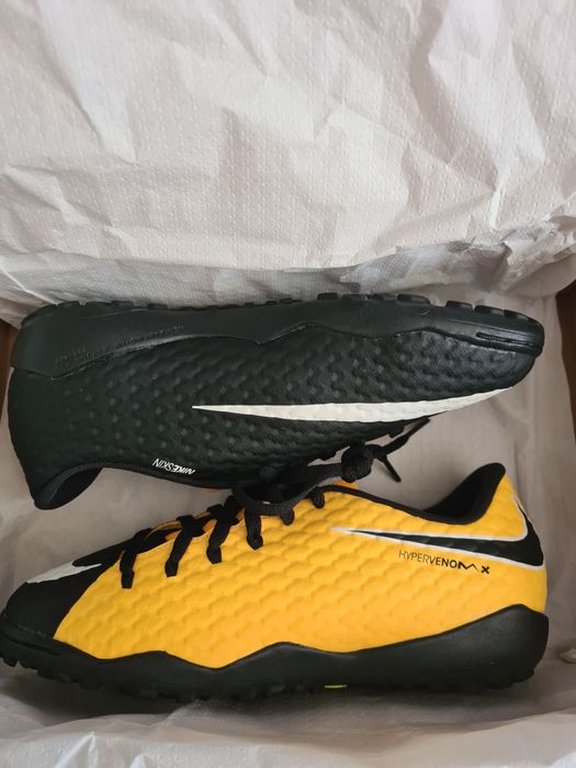 Бутонки /Стоножки / NIKE HYPERVENOM X номер 38