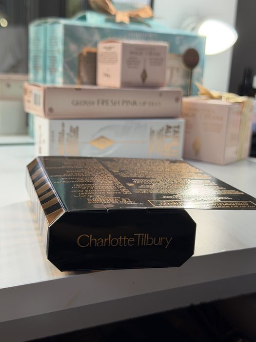 Charlotte Tilbury Exagger Eyes Smokey