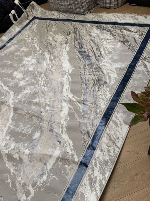 Ковер Турция срочно продам !