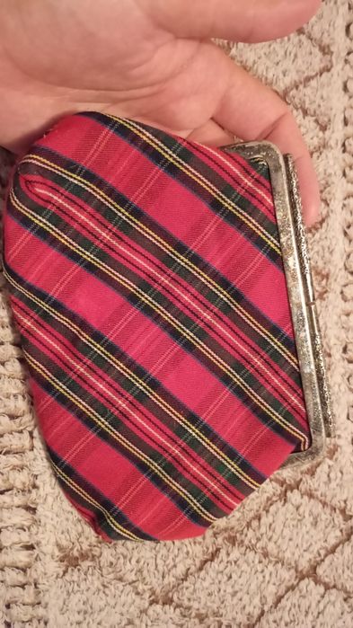 Продам кошельки и сумочки.