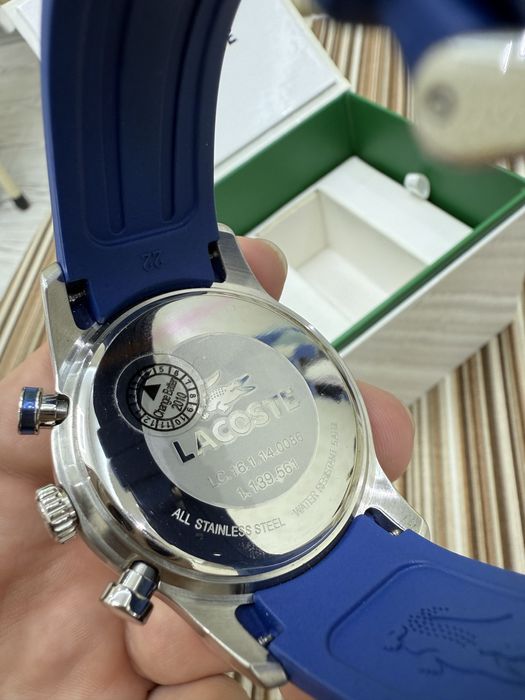Продам часы Lacoste оригинал , новые
