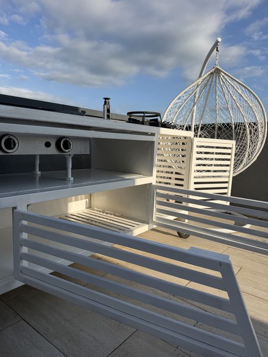 Gratar exterior PREMIUM - Bucatarie de vara 4m - PRET NEGOCIABIL – structură metalică (fier) – complet echipat