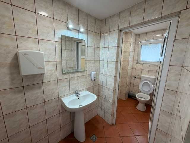 Vila pentru birouri/clinica/scoala cu 8 camere si 3 bai in zona Piata Victoriei - Primaria Sector 1