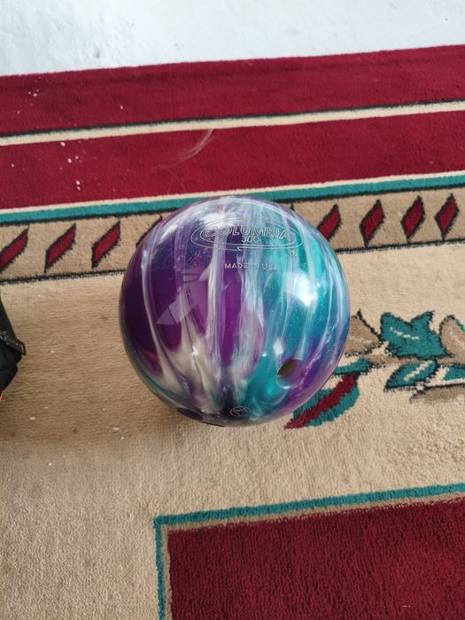 Продам шар для боулинга реактивный