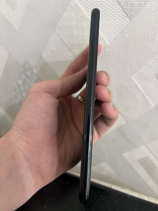 Продам Huawei p 30 laif