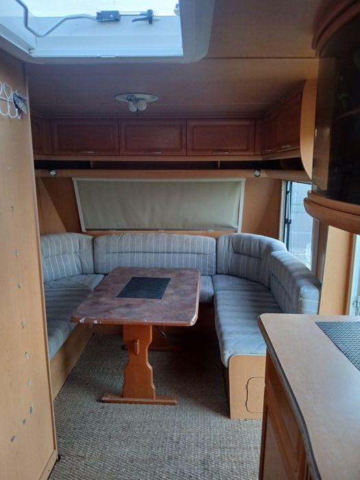 Rulota Fendt din 2002 de 9 metri 6300euro