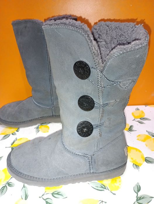 UGG N 39 високи кожени - 12 €