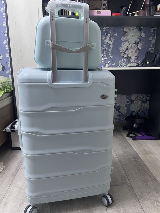 Чемодан от 14000тг