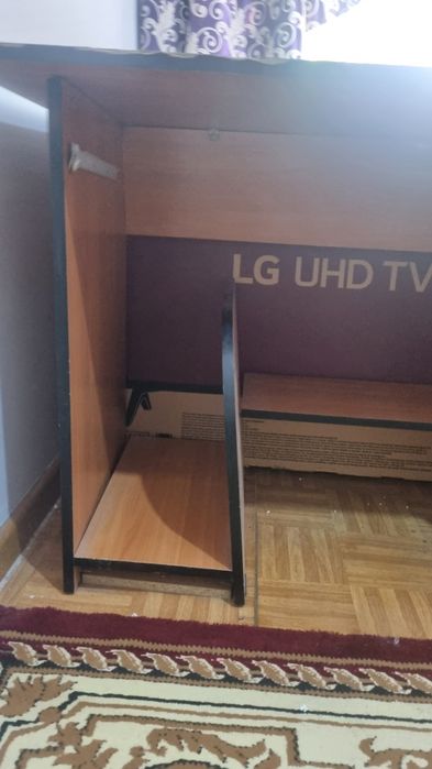 Kompyuter stoli sotiladi