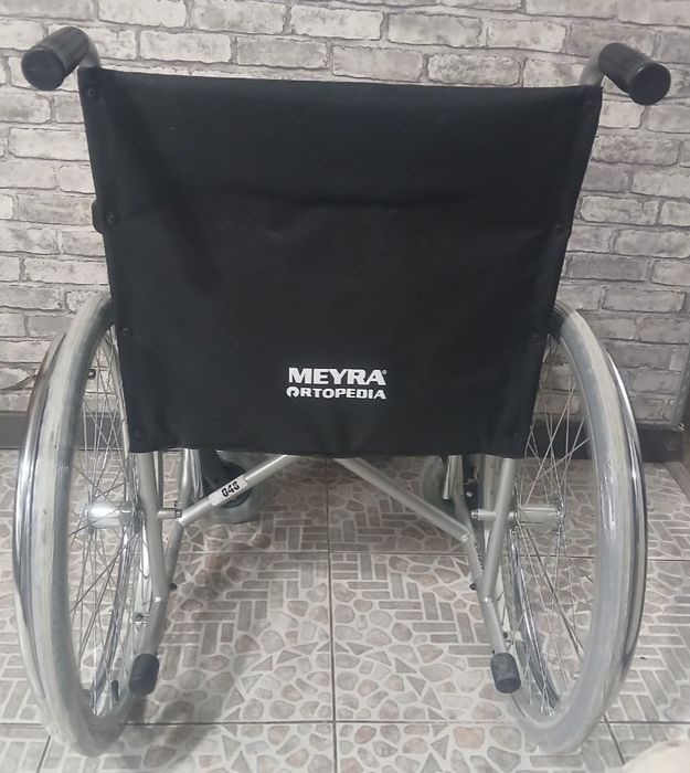 Германская инвалидная кресло коляска Meyra отличное качество в мире №1