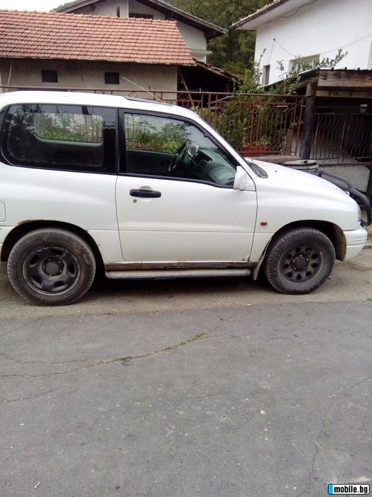 Suzuki grand vitara 2.0i на части