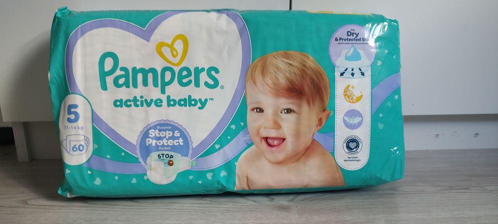 Scutece Pampers marimea 5