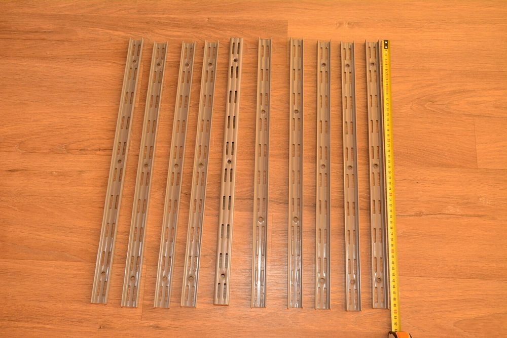 Corniere gaurite pentru rafturi