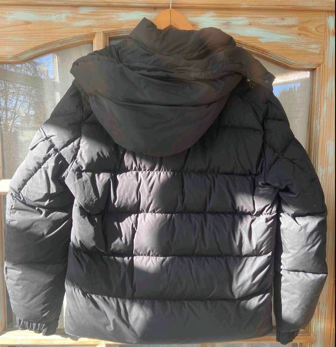 Moncler Maya 70 Hooded Short Down Jacket