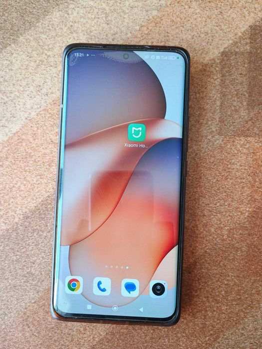Телефон Xiaomi 12 Pro