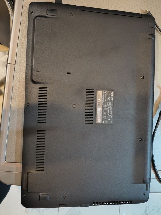 Laptop Asus  x550db