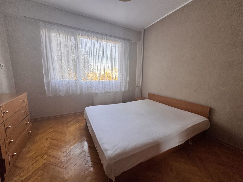 Продава се Двустаен апартамент в Плевен, Сторгозия - 60 кв.м за 1334 €/кв.м - Снимка #12