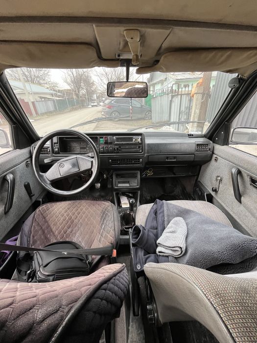 Голф 2 1.8.  1989г