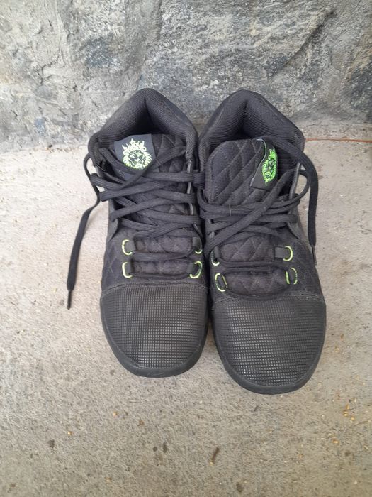 Lebron Witness VIII marimea 44