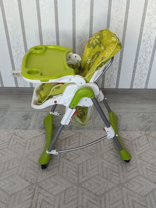 Детский стул для кормления