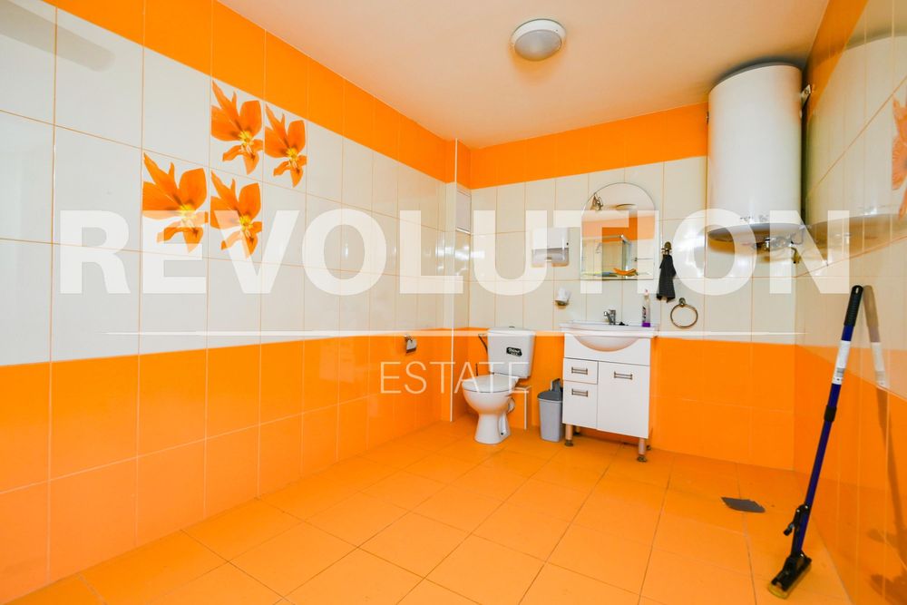 Дава се под наем Магазин в София, Студентски град - 117 кв.м за 600 € - Снимка #8