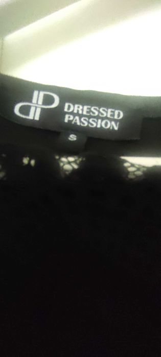 Стилна рокля dp moda (AMIA) S  45 евро.