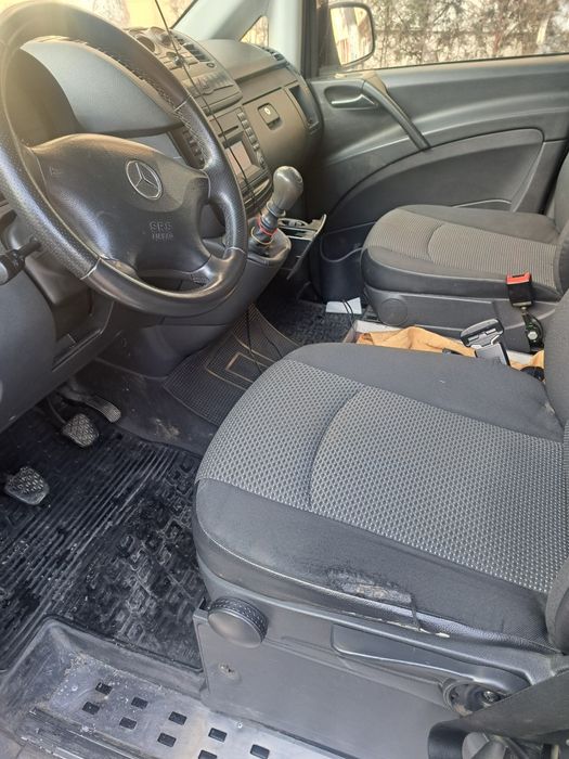 Vand Mercedes vito Viano Euro 5   7+1 locuri