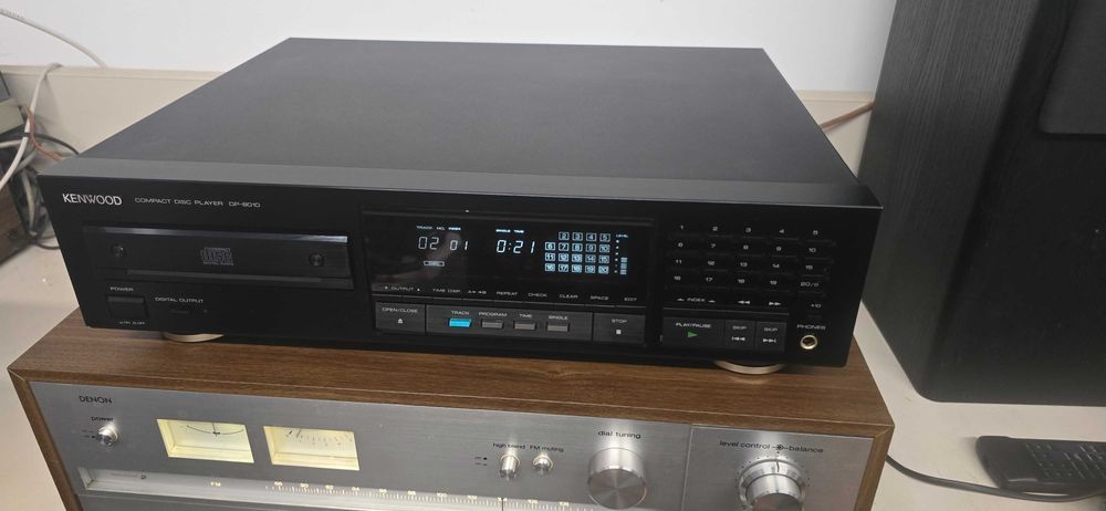 Compact disc  Kenwood  DP 8010