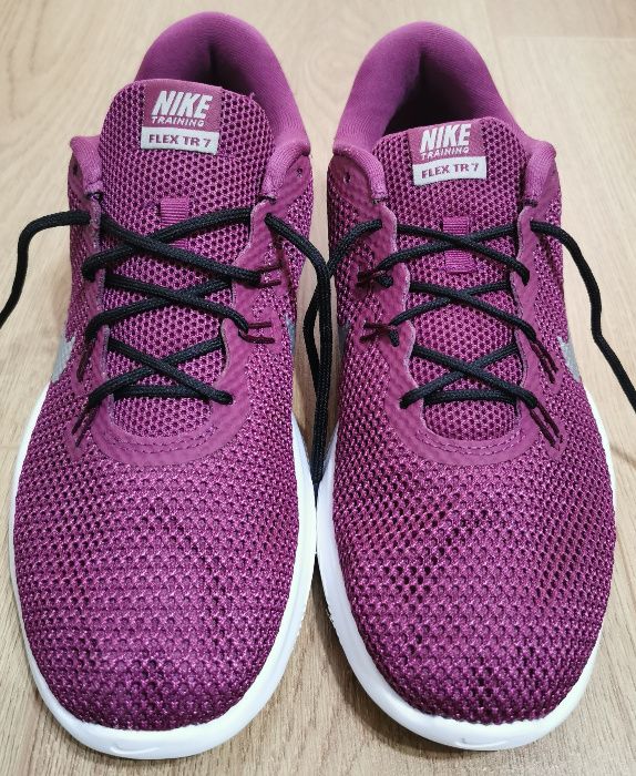 Nike Womens Flex Trainer 7 Tea Berry/Metallic Silver 39, ca noi