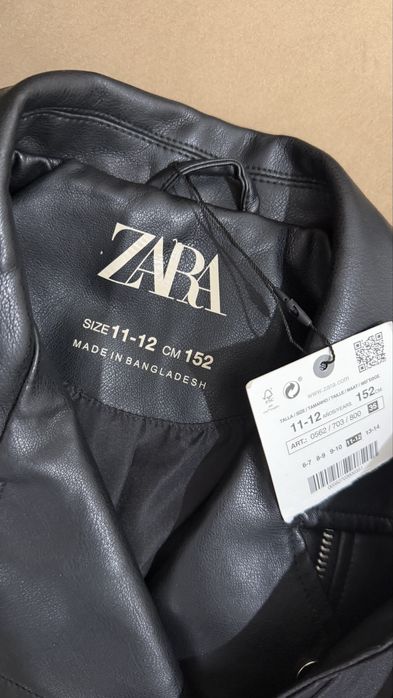 Куртка кожаная жилетка на девочку подростка