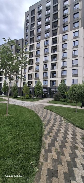 Квартира сотилади