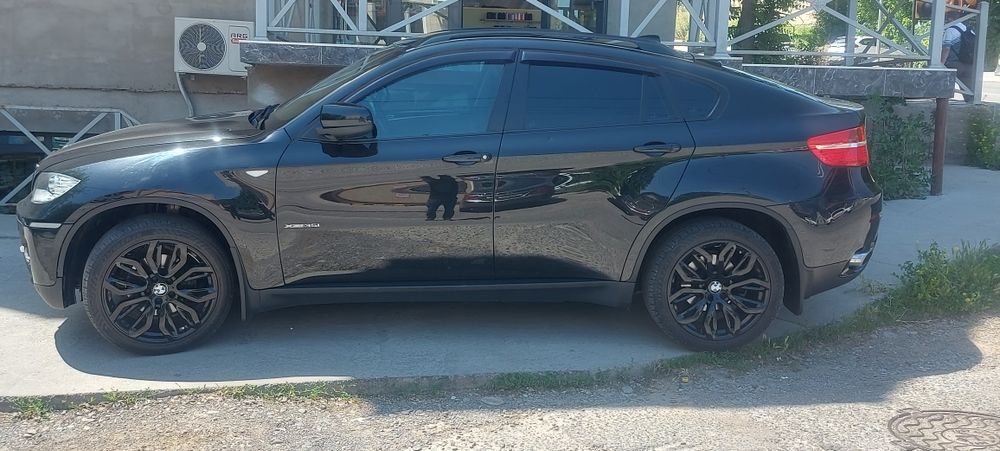 Разнаширокие диски с шинами от БмВ