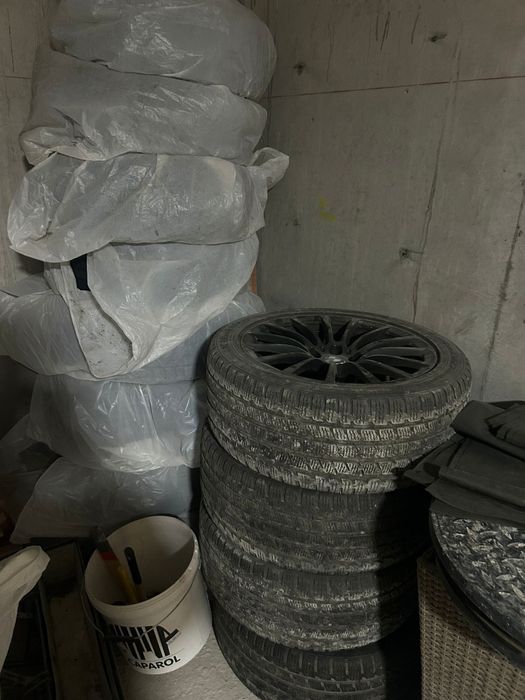 Jante cu cauciucuri iarna bmw seria 5