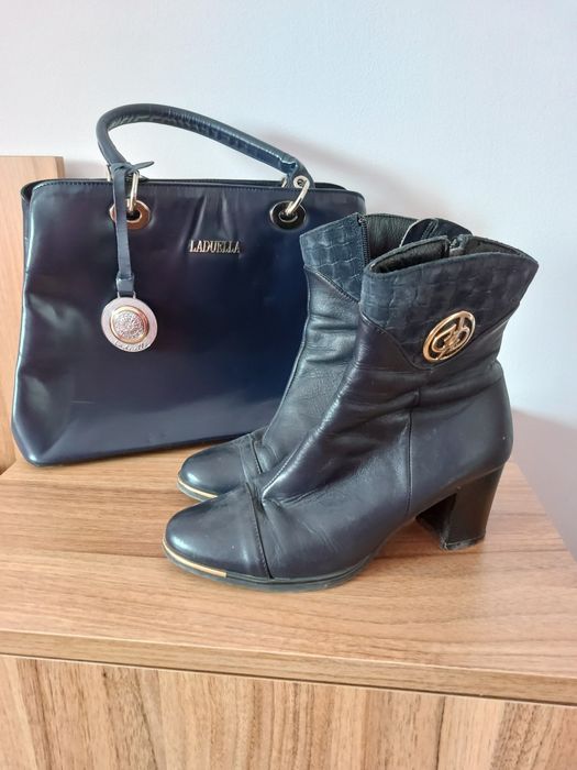Комплект дамски боти и чанта в тъмносиньо и