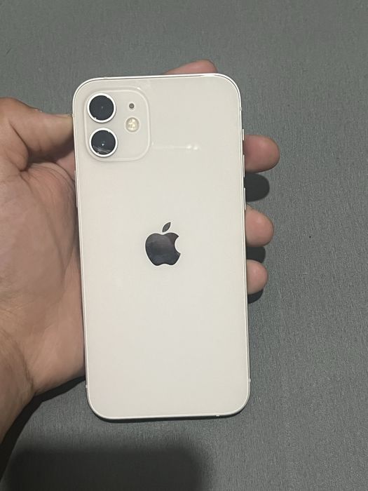 Продам iphone 12 128gb