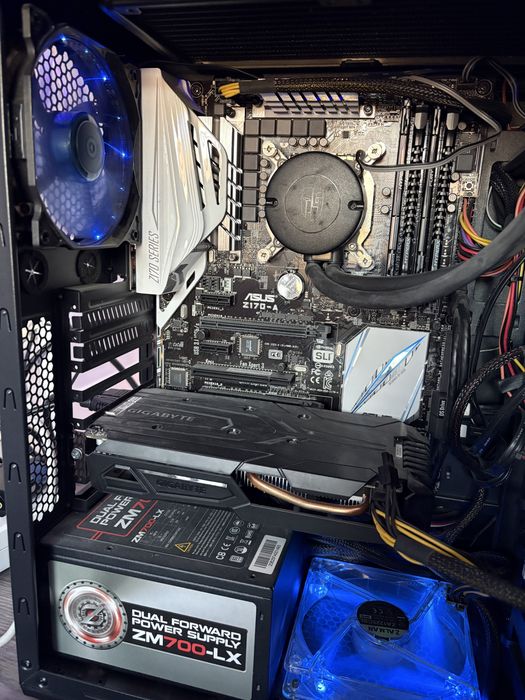 PC calculator gaming - racire pe lichid, i7