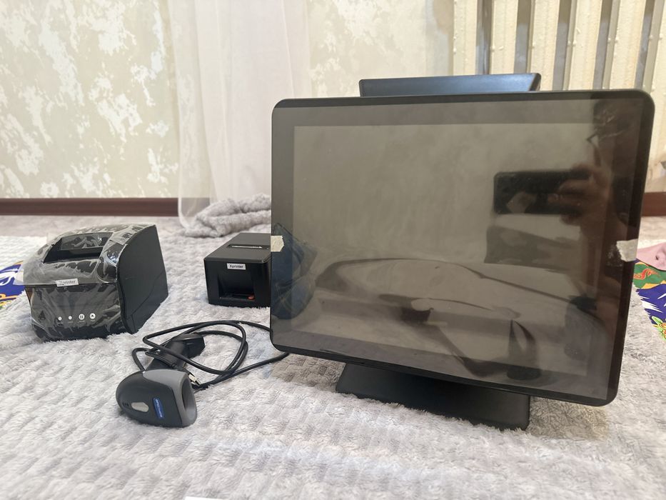 Сенсорный моноблок на кассу