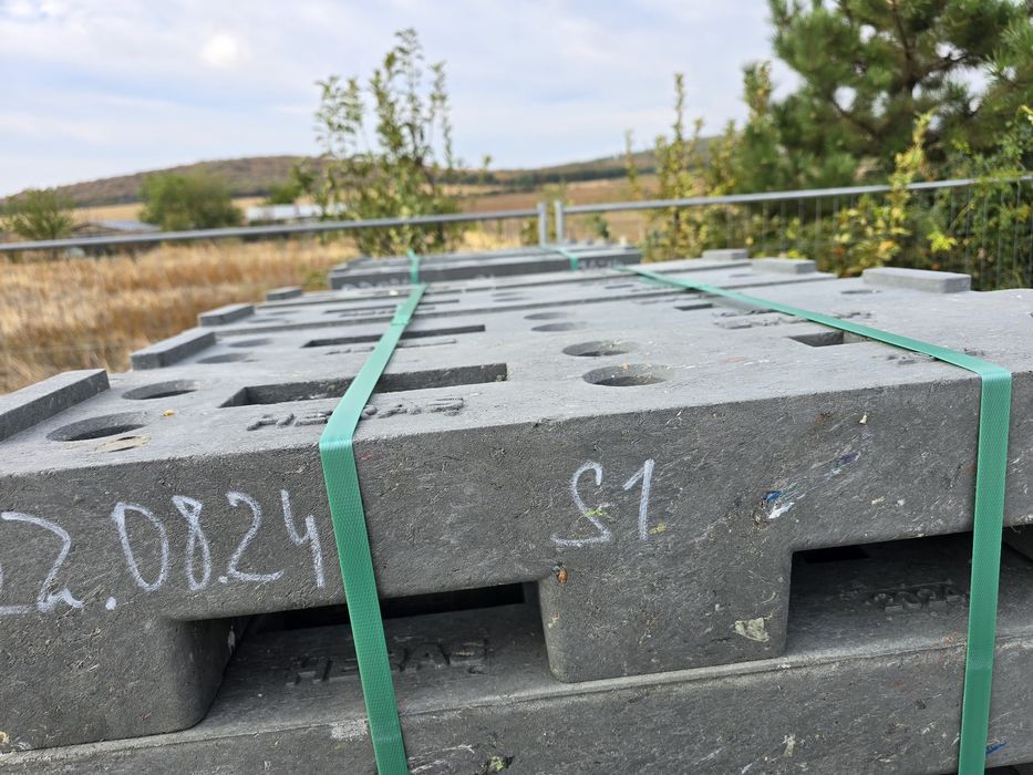 Основи бетонови и PVC за огради