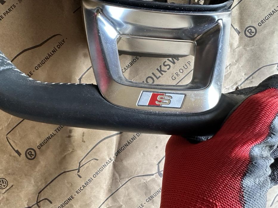 Audi Q5 80A S-line волан 80A419091AE