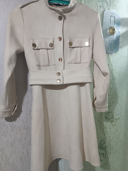 Платье демисезонное Б/У, размер М (46)