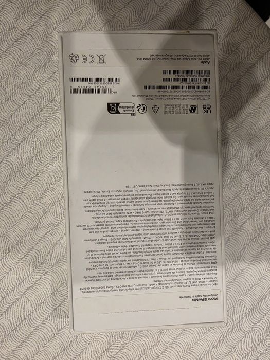 iPhone 15 Pro Max 256GB черен + 7-8 кейса