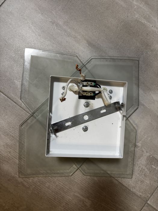 Осветителни плафони 2 бр, различни размери